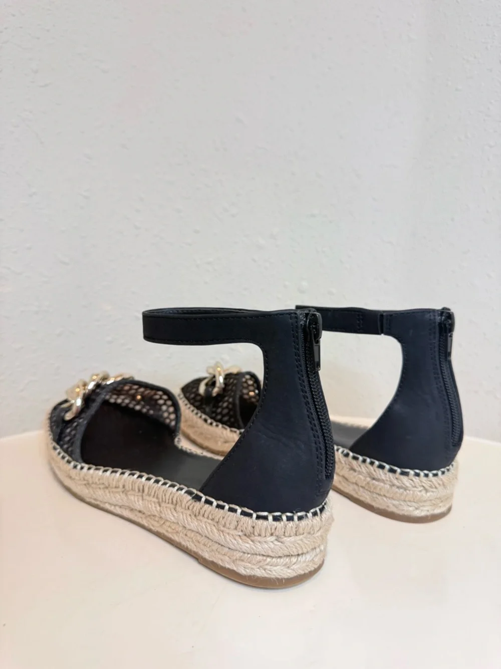 INC International Concepts black mesh